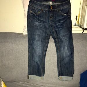 Women’s size 4 Refuge Jean Capri Pants